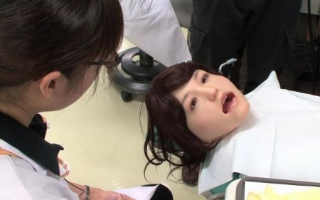 Dişçi Adayları İçin ‘hasta Robot’ Geliştirildi