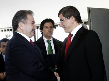 Dışişleri Bakanı Ahmet Davutoğlu'ndan Dp'ye Ziyaret