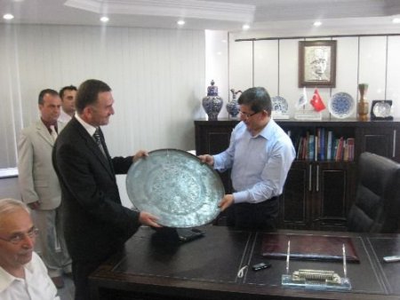 Dışişleri Bakanı Davutoğlu: Evet'lerin Gücü Türkiye'yi Güçlendirecek