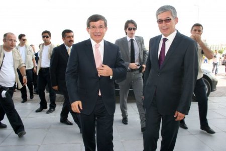 Dışişleri Bakanı Davutoğlu: Halep’teki Çatışmalar Çok Şiddetlendi