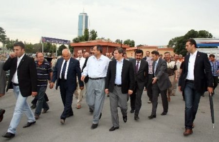 Dışişleri Bakanı Davutoğlu: Türkiye Küresel Enerji Akışının En Önemli Kavşak Ülkesidir