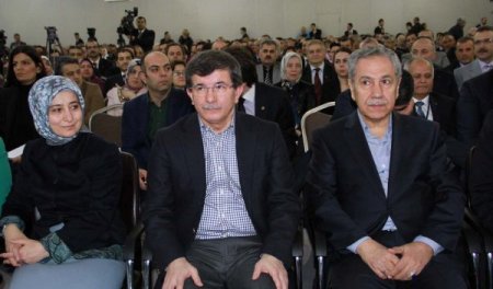 Dışişleri Bakanı Davutoğlu: Yüz yıl sonra bu parantezi kapatıyoruz