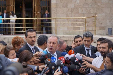 Dışişleri Komisyonu Başkanı Bozkır: Bu bir savaş tezkeresi değildir