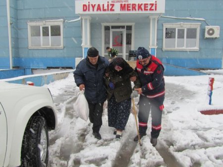 Diyaliz Hastalarına Belediyeden Ulaşım Desteği