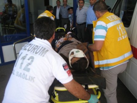 Diyaliz Hastalarını Taşıyan Servis Aracı Kaza Yaptı: 7 Yaralı