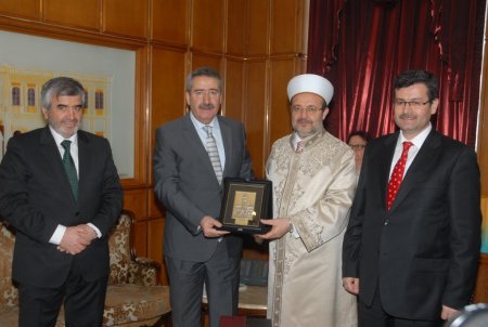 Diyanet İşleri Başkanı Görmez, Başkan Kocaoğlu’nu ziyaret etti