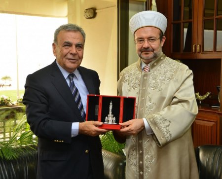 Diyanet İşleri Başkanı Görmez, Başkan Kocaoğlu’nu ziyaret etti