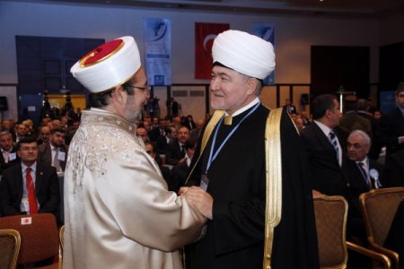 Diyanet İşleri Başkanı Görmez: İstanbul’a İslam üniversitesi kurulmalı