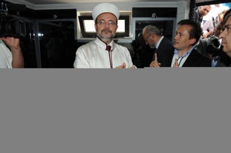 Diyanet İşleri Başkanı Görmez: Türkiye'deki camilerde mimari sorunu var