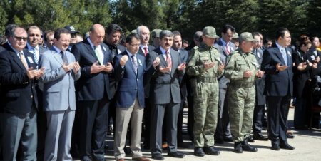 Diyarbakır, Nevruz Şehidini Gözyaşlarıyla Uğurladı