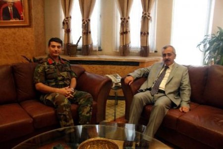 Diyarbakır Jandarma Bölge Komutanı Karaosmanoğlu, Vali Duruer'i Ziyaret Etti