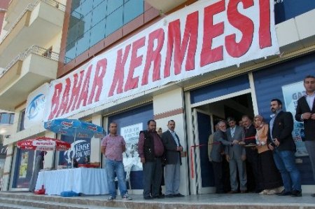 Diyarbakır Kimse Yok Mu'nun kermesi 10 gün boyunca açık kalacak