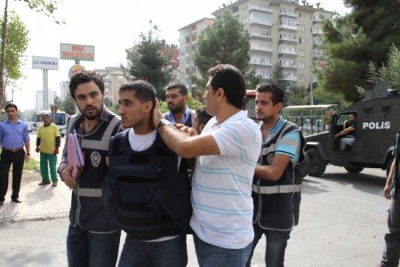 Diyarbakır polisi mermi çekirdeğinden katil zanlılarına ulaştı