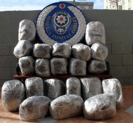 Diyarbakır polisinden nefes kesen takip