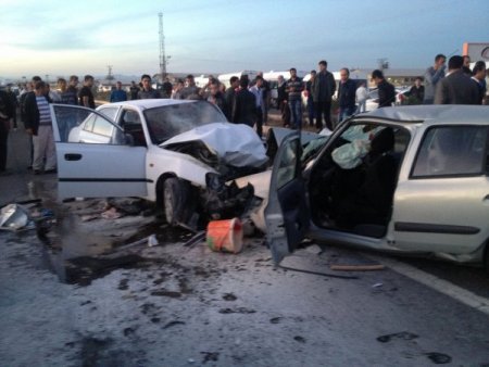 Diyarbakır’da iki ayrı trafik kazasında 5 kişi hayatını kaybetti