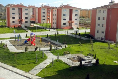 Diyarbakır’da inşa edilen yoksul konutlarının kura çekimi yarın