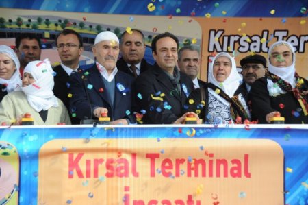 Diyarbakır’da Köy Garajının Temeli Atıldı