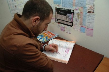 Diyarbakır'da okula gitmeyen öğrenciler tespit edilip okulla buluşturuluyor