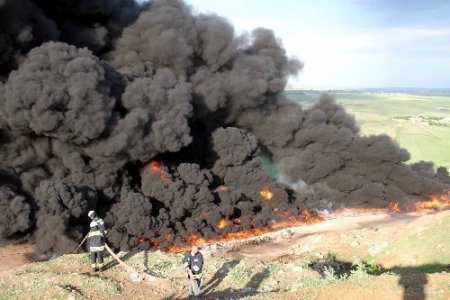Diyarbakır'da patlamadan sonra çıkan yangın söndürüldü