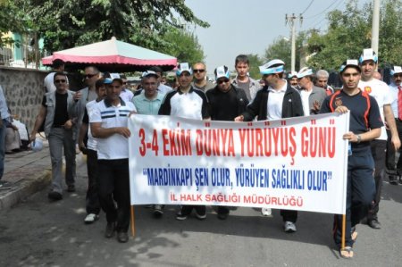 Diyarbakır'da sağlıklı yaşam yürüyüşü