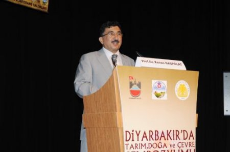 Diyarbakır'da Tarım Doğa Ve Çevre Sempozyumu Başladı