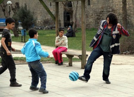 Diyarbakır’da yarım ton esrar ele geçirildi