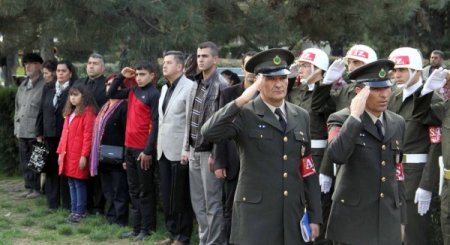 Diyarbakır'daki 10 Kasım töreninde Atatürk'e benzeyen asker sürprizi