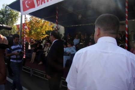 Diyarbakır'daki Kutlamalarda Protokol Gerginliği Yaşandı