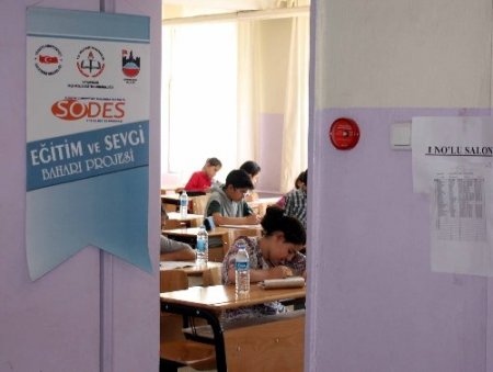 Diyarbakırlı minikler Peygamber Efendimiz için ter döktü