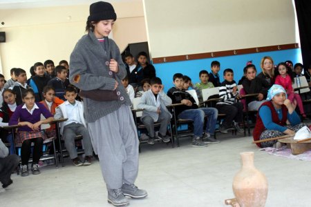 Diyarbakırlı öğrenciler Çanakkale’yi canlandırdı