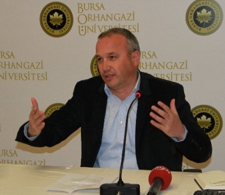 Doç Dr. Gökhan Bacık: Türkiye’nin Ortadoğu’ya ancak rol model olabilir