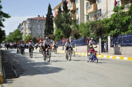 DOÇEK bisikletçileri Yunanistan’da