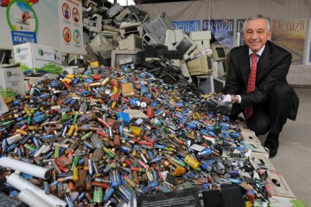 DOÇEV 1 milyon 560 bin atık pil topladı