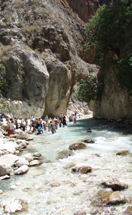 Doğal Klima Saklıkent'i Üç Ayda 100 Bin Kişi Ziyaret Etti