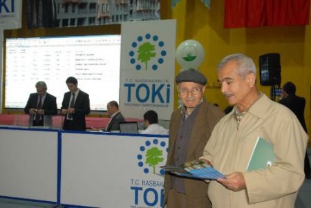 Doğanbey'de 2 Bin 747 Konut Sahibini Buldu