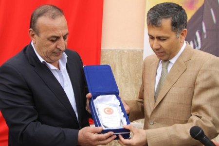 Doğduğu Köye Okul Yaptırdı