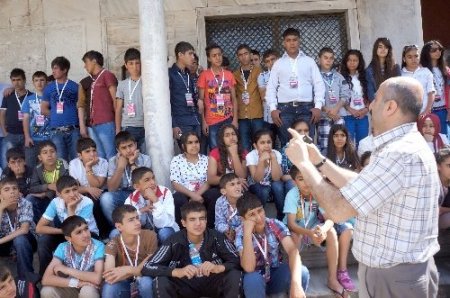 Doğu ve Güneydoğulu çocuklar İstanbul’u gezdi