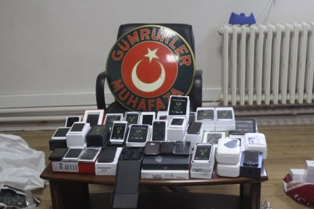 Doğubank'tan, 2 milyon lira değerinde kaçak eşya çıktı