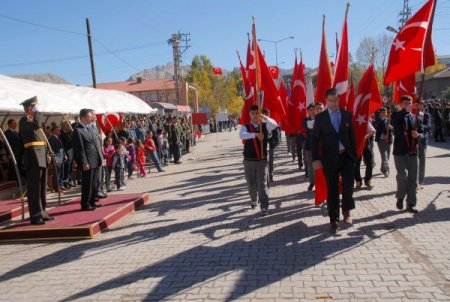 Doğubayazıt'ta Cumhuriyet coşkusu