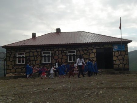 Doğunun fedakar öğretmenleri: Zorlukları sevgi diliyle aşıyoruz (Özel)