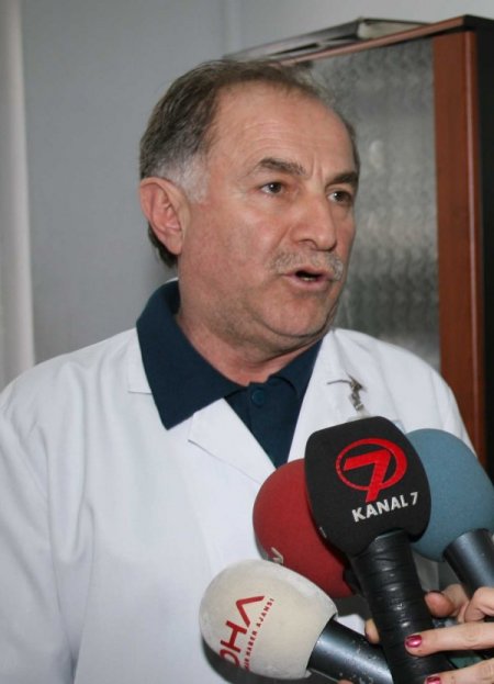 Doktora darp güvenlik kamerasında