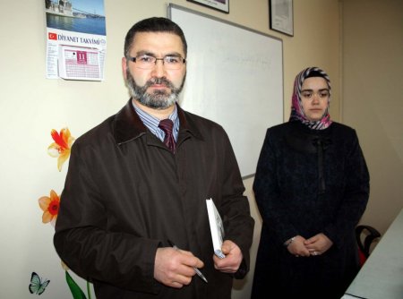 Doktordan hasta yakını Kur'an kursu öğreticisine hakaret iddiası