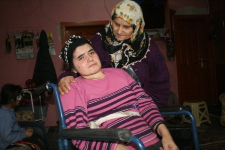 Doktorların Umut Vermediği Kız Yıllar Sonra Ayağa Kalktı