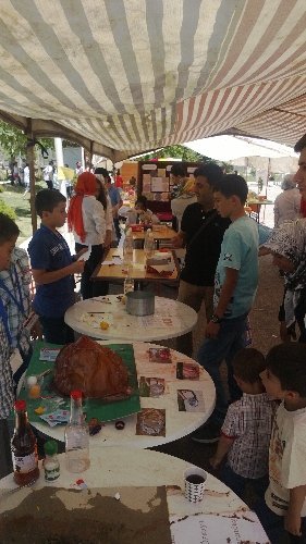 Dokumacı Koleji, bahar şenliği düzenledi