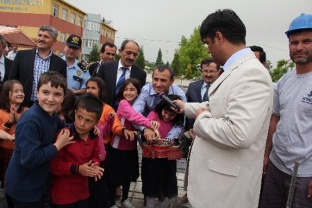 Dokumacı Koleji'nin yeni binasının temeli atıldı