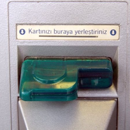 Dolandırıcıların ATM düzeneği vatandaşın elinde kaldı