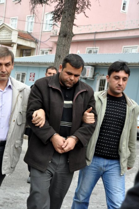 Dolandırıcılık Yaptığı İddia Edilen Şahıs Adliyeye Çıkarıldı