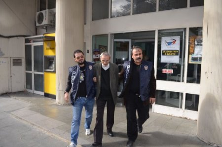 Dolandırıcının akıl hocası emekli başkomiser çıktı