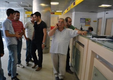 Dolandırılmaktan son anda kurtuldu