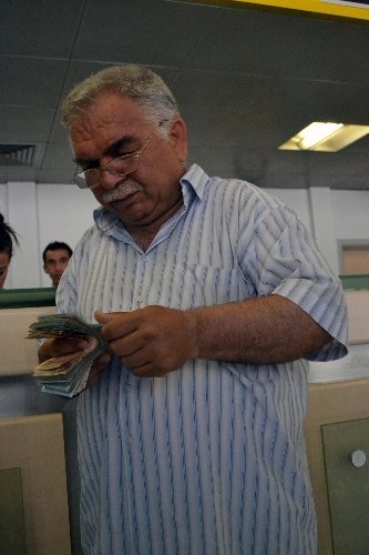 Dolandırılmaktan son anda kurtuldu